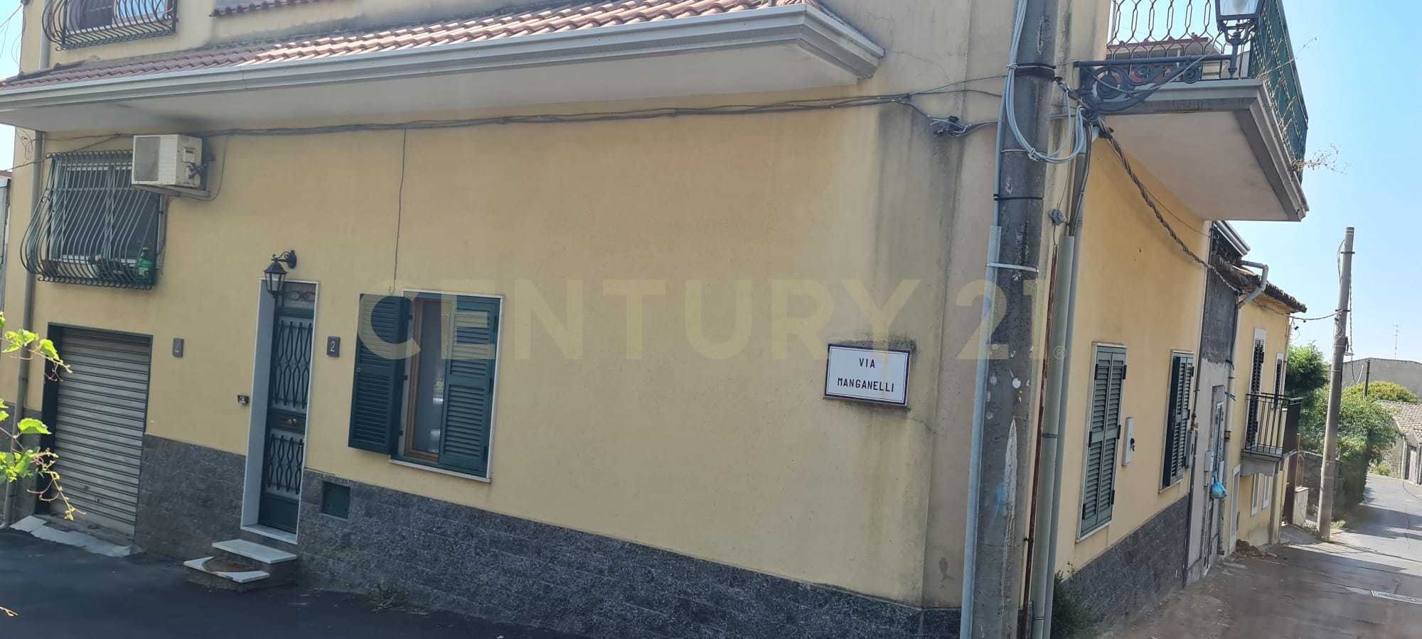 Casa indipendente con terrazzo in via manganelli 2, Viagrande