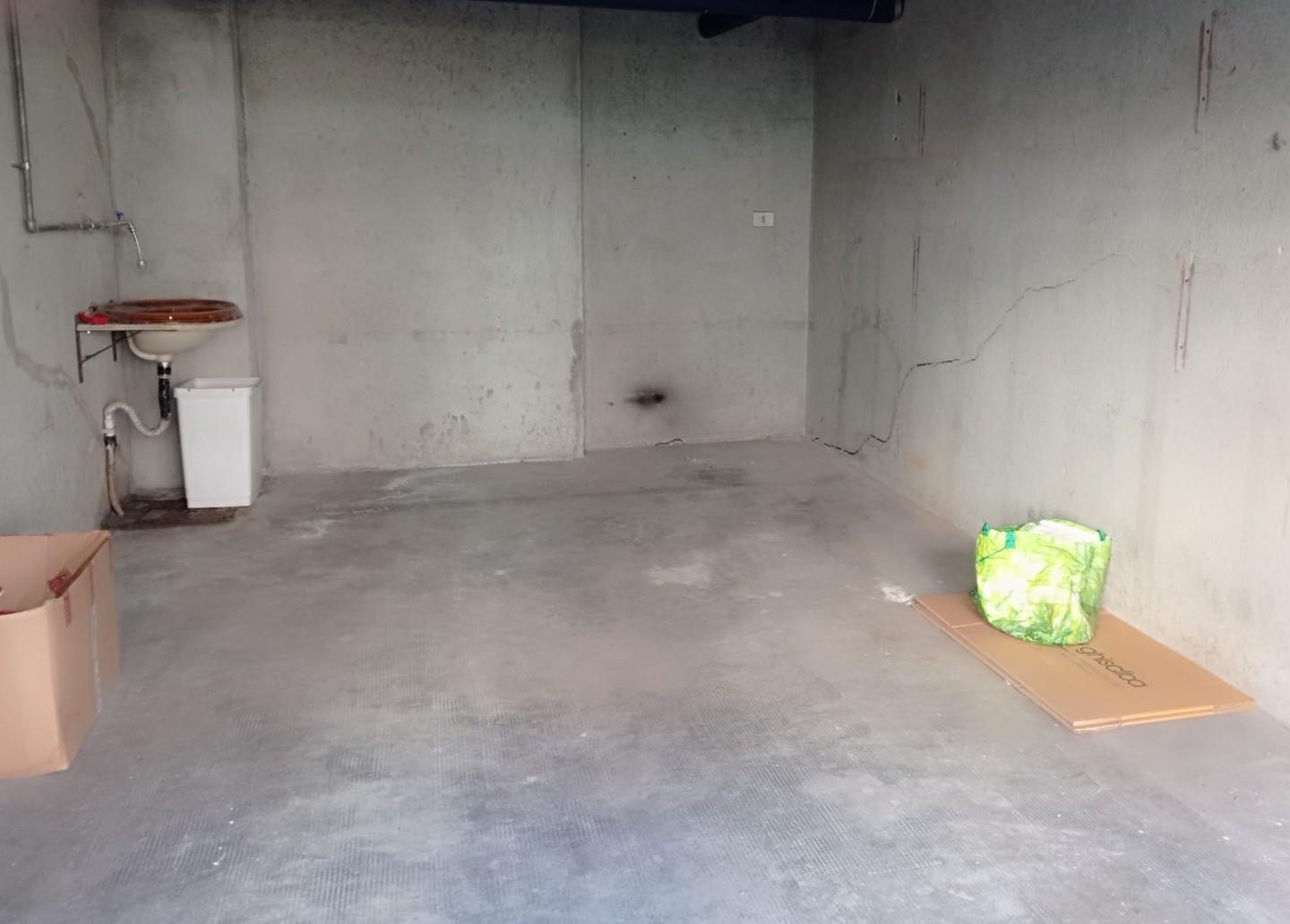 Box/Garage 20mq in vendita a Rivoli