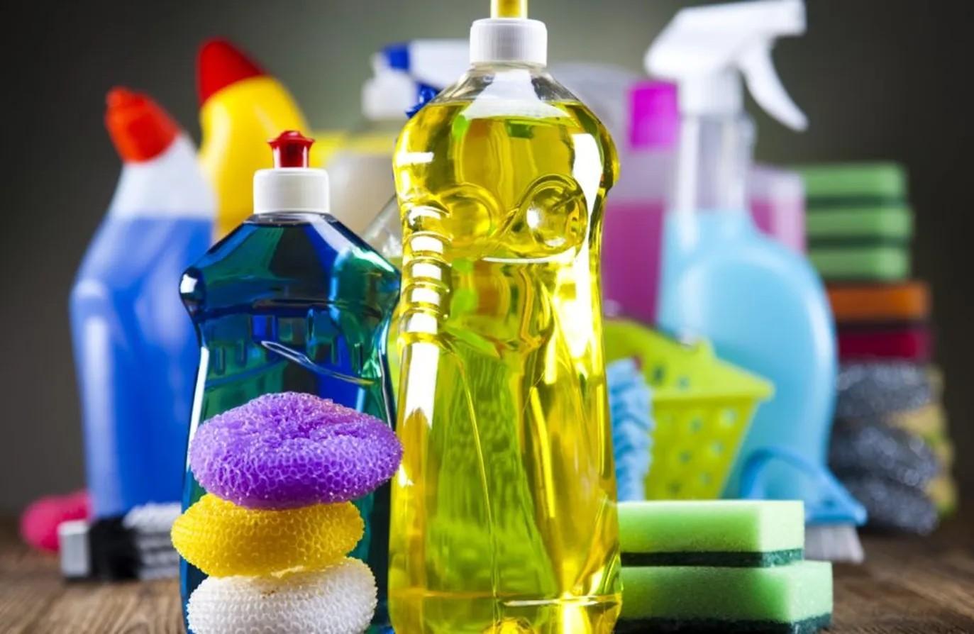 Attivit commerciale in vendita a Carnago