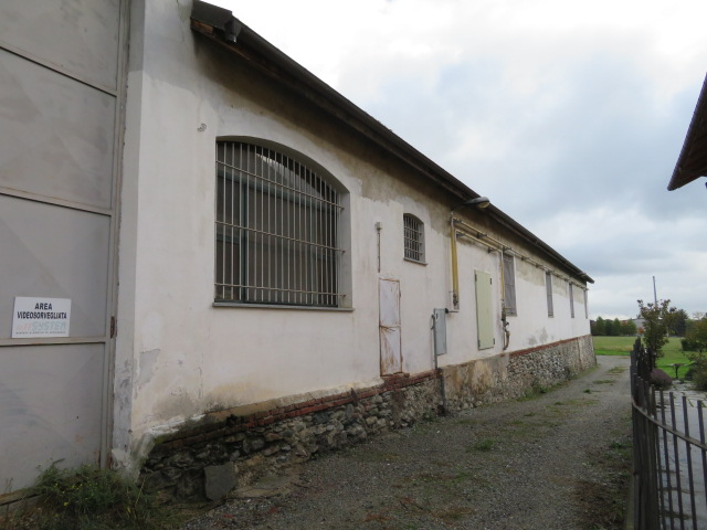 Capannone in vendita a Luserna San Giovanni