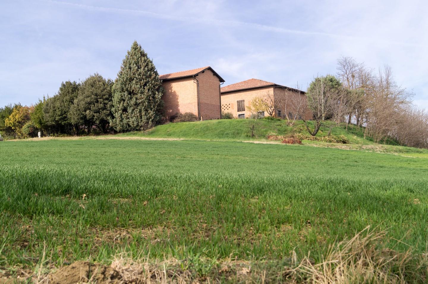 Rustico con giardino a San Secondo di Pinerolo