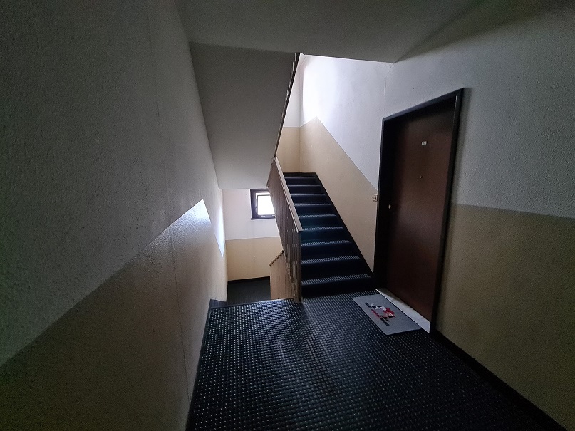 Appartamento con terrazzo a Grugliasco
