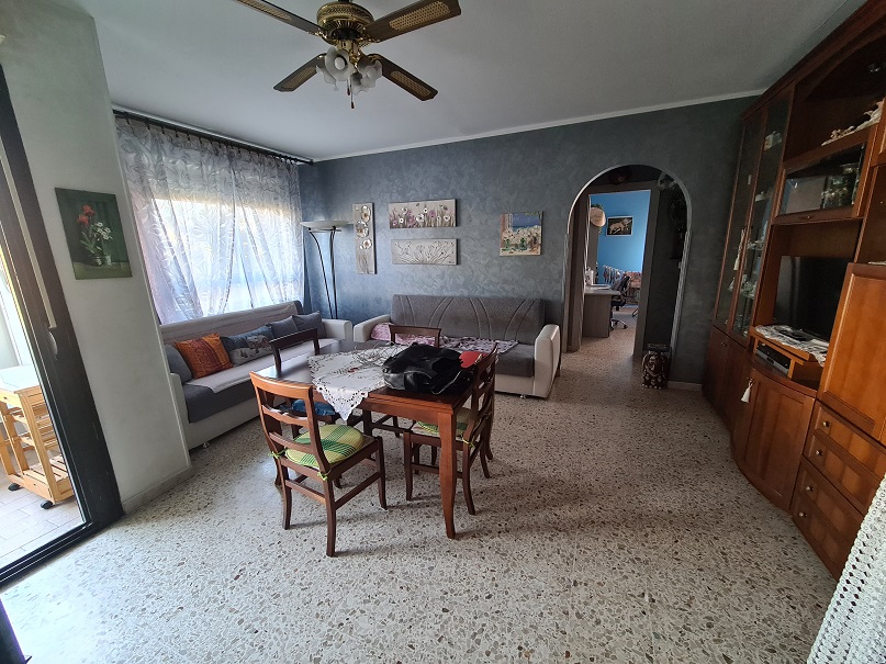 Appartamento con terrazzo a Grugliasco