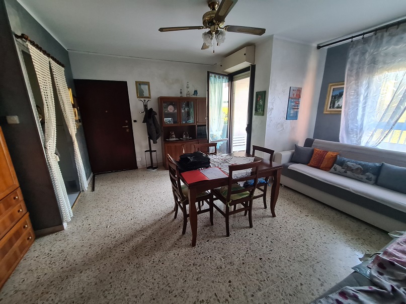 Appartamento con terrazzo a Grugliasco