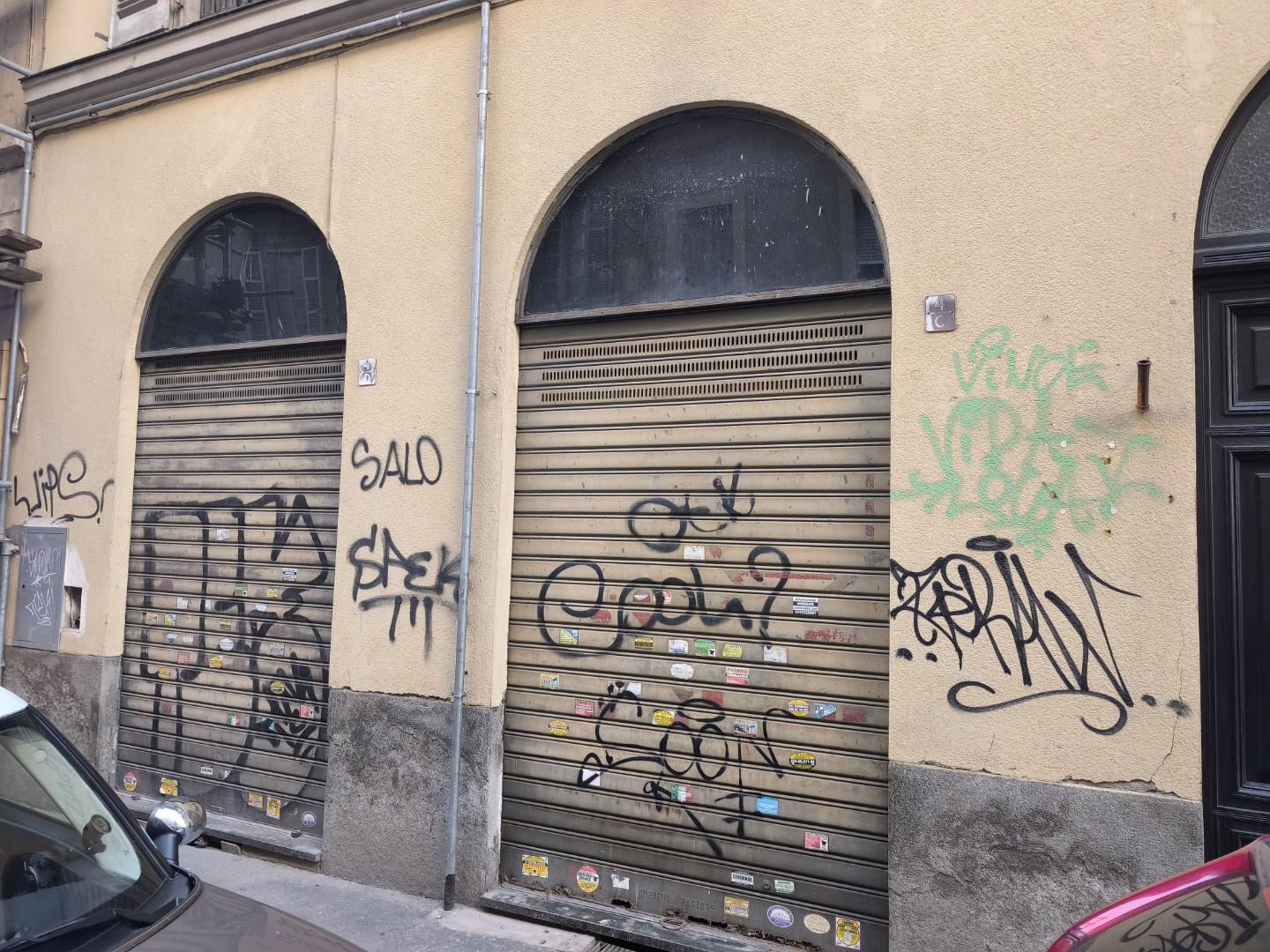 Stabile/Palazzo in vendita a Vallo Torinese