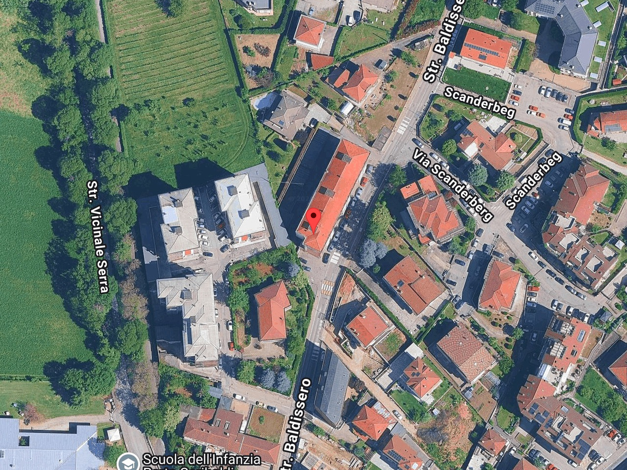 Negozio in vendita a Chieri