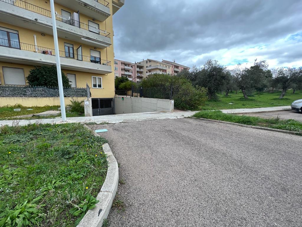 Box/Garage 64mq in vendita in via emilio lussu 8, Alghero