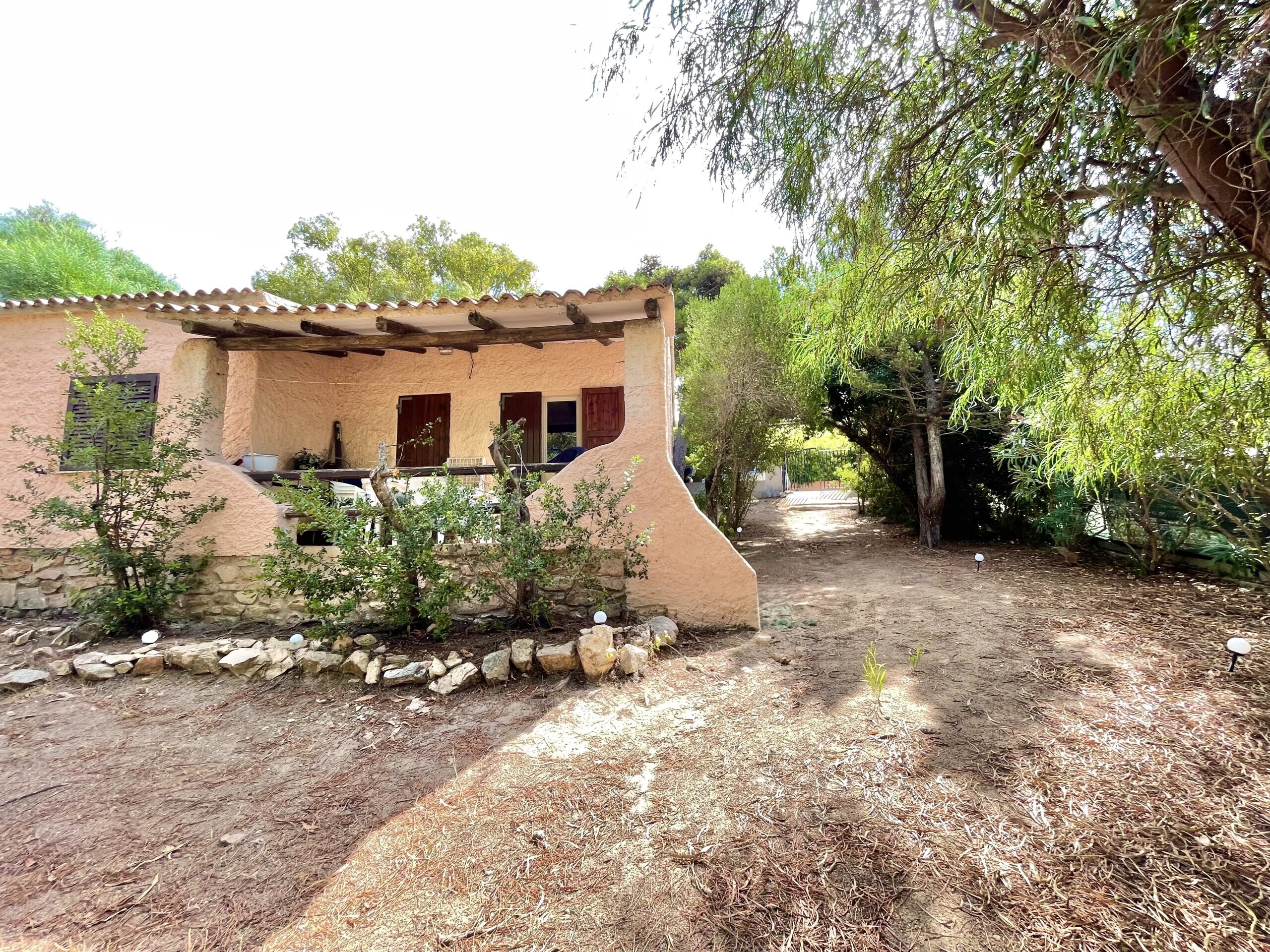 Casa indipendente con giardino a Aglientu
