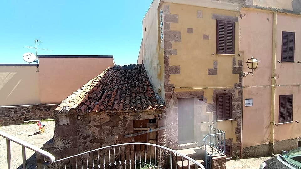 Casa indipendente in vendita a Villanova Monteleone
