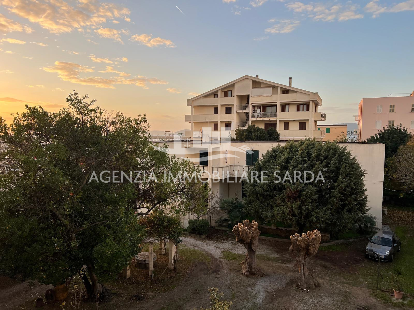 Trilocale con box a Alghero