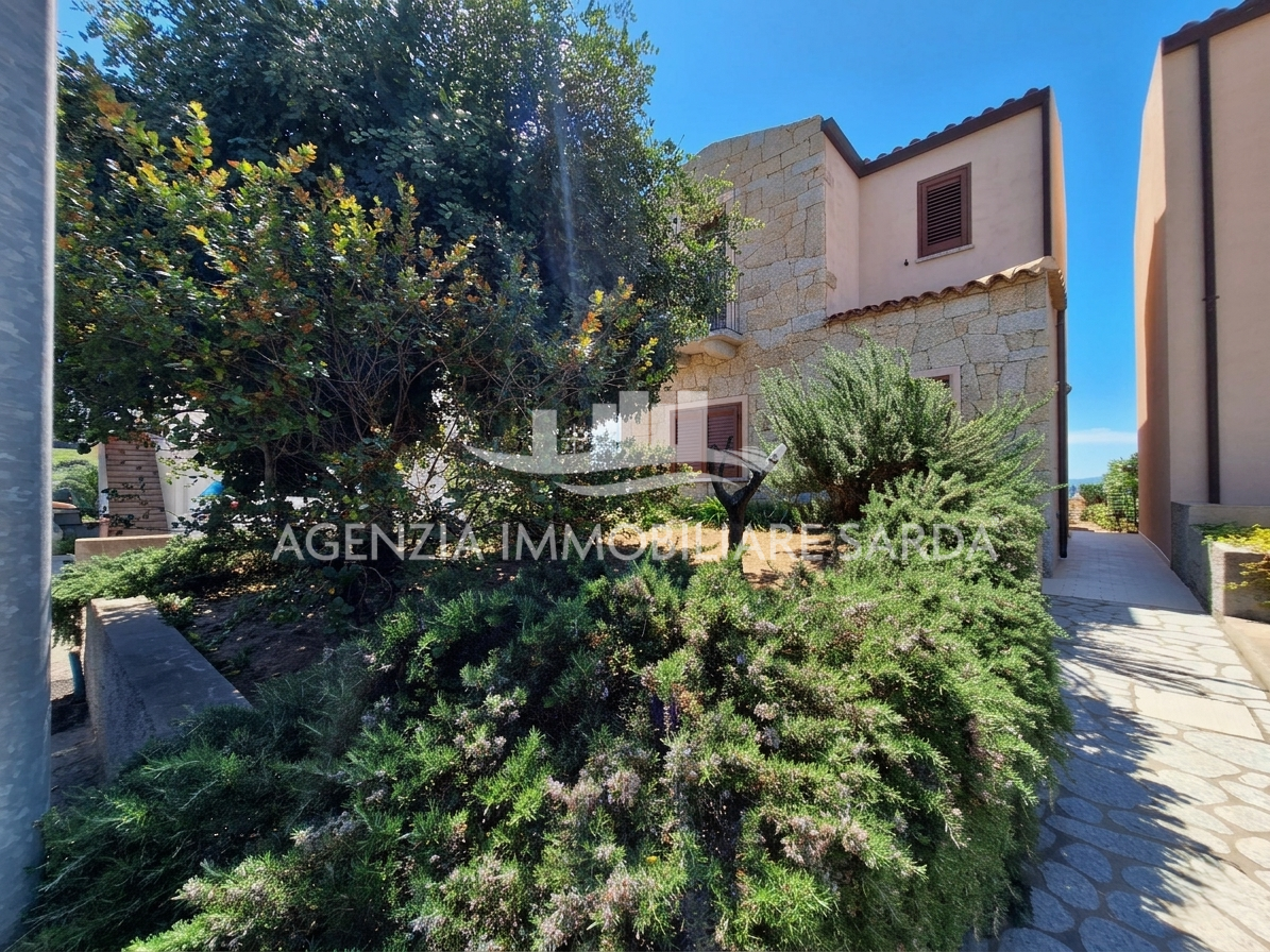 Casa indipendente con giardino a Badesi