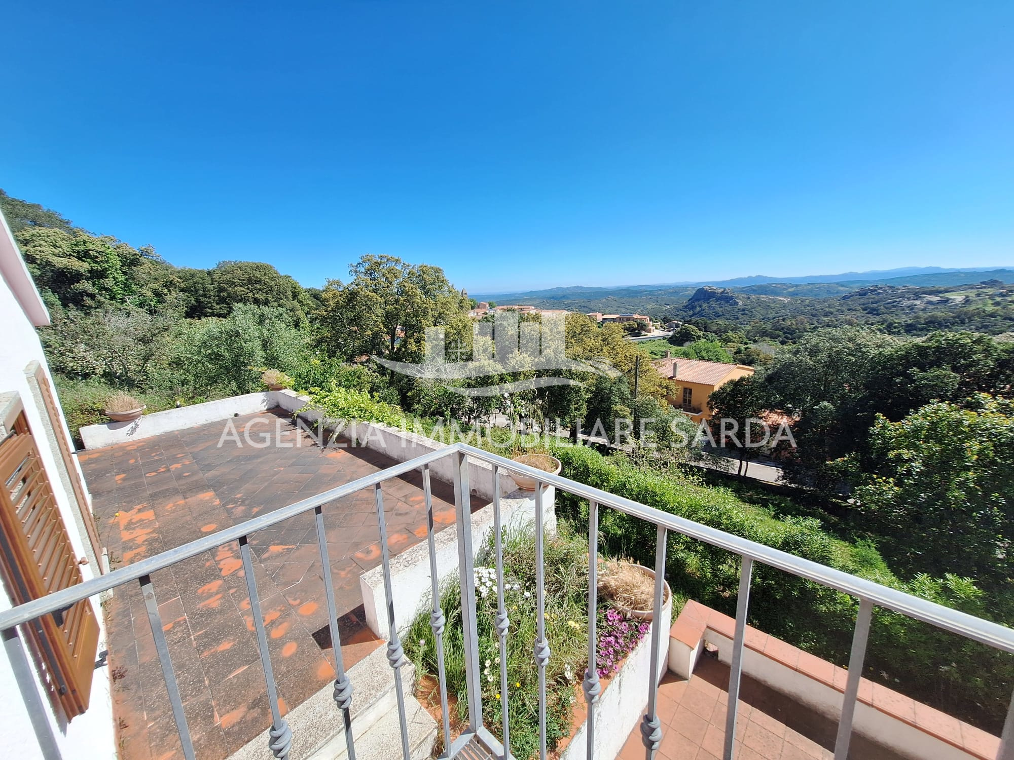 Villa con giardino a Aglientu