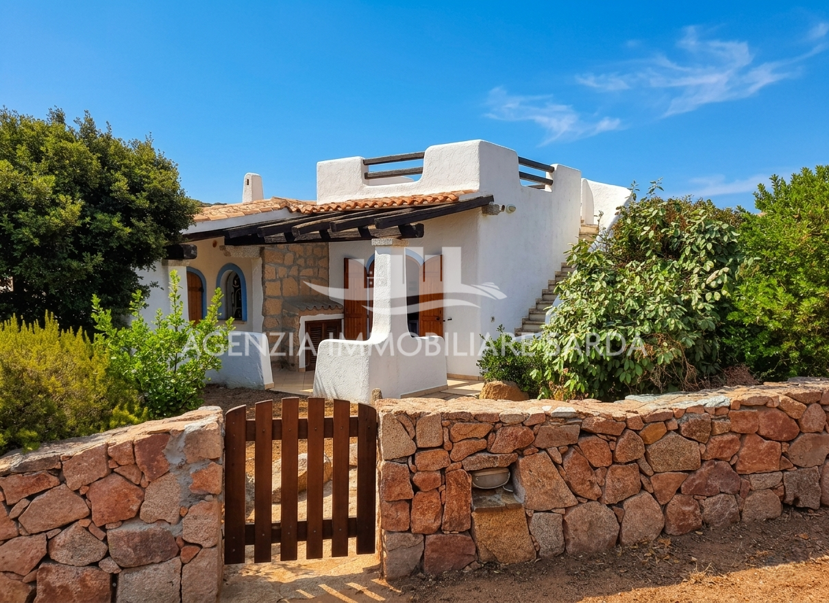 Casa indipendente con giardino, Santa Teresa Gallura porto quadro