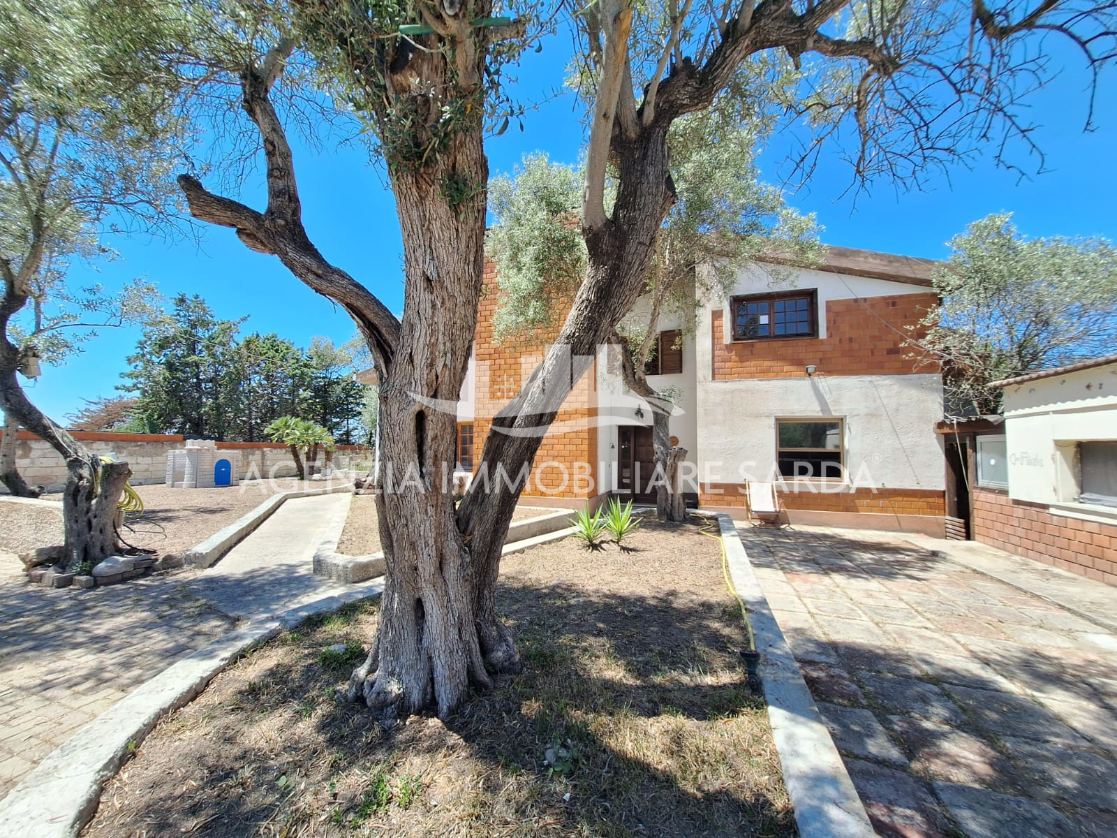 Casa indipendente con giardino a Sassari