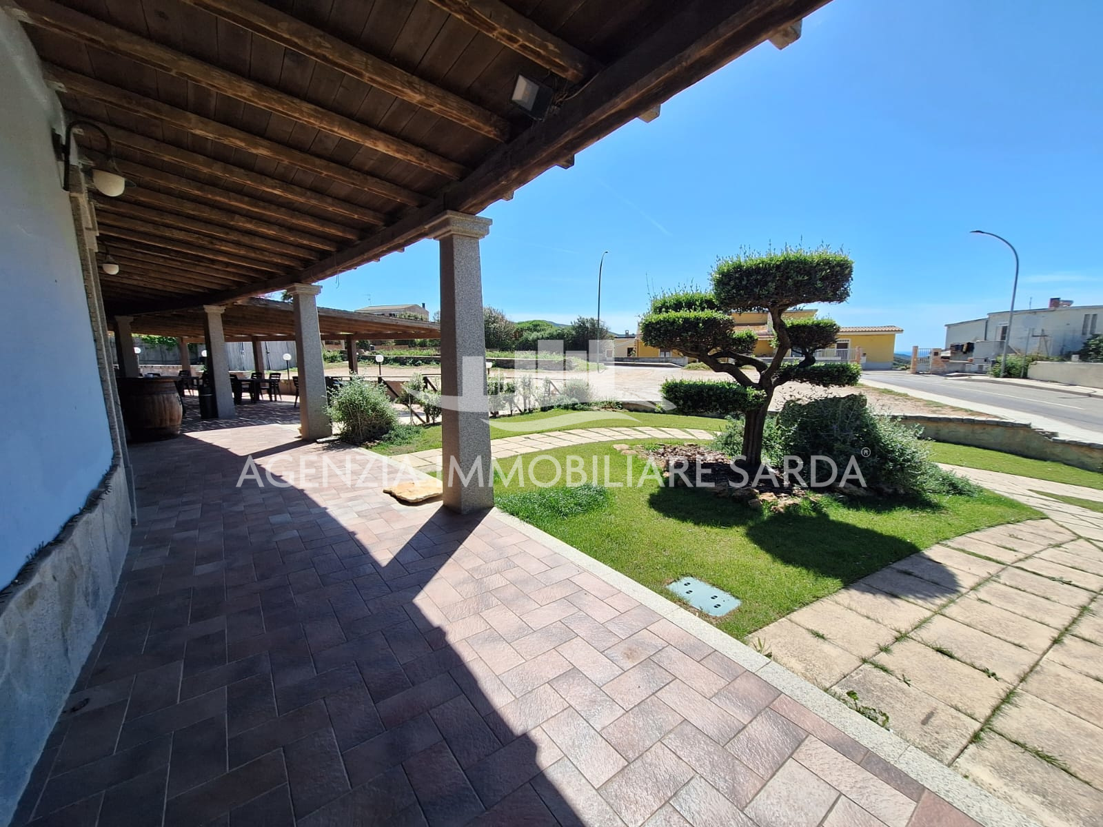 Ufficio con terrazzo, Sassari palmadula