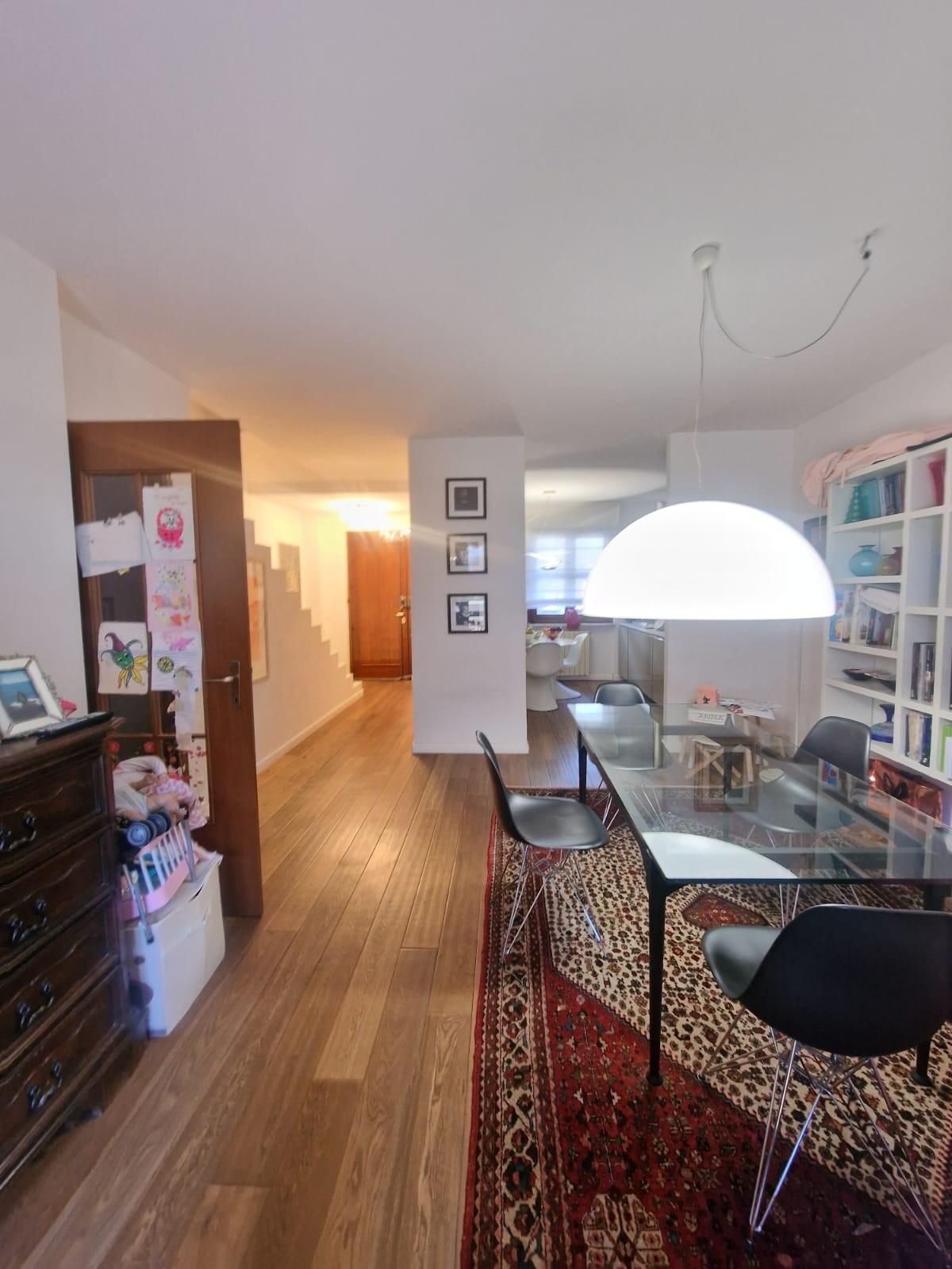 Villa con giardino, Carrara avenza