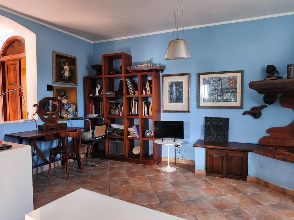 Casa indipendente con giardino, Carrara fossola