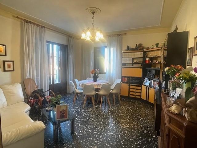 Quadrilocale con terrazzo, Carrara avenza centrale