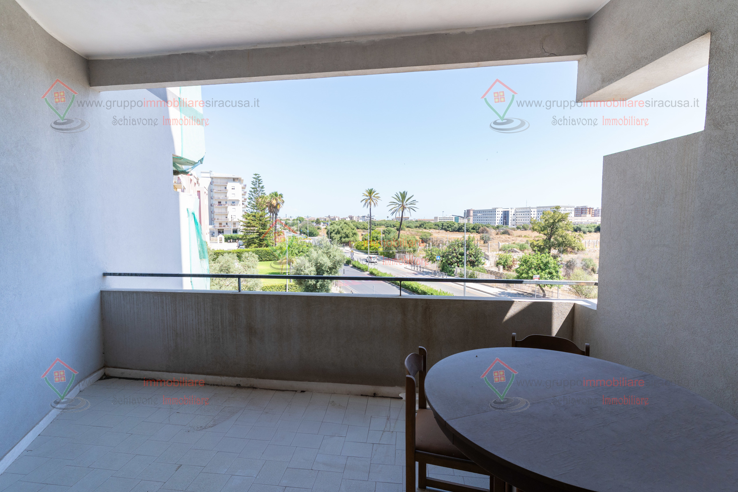 Appartamento da ristrutturare, Siracusa pizzuta scala greca