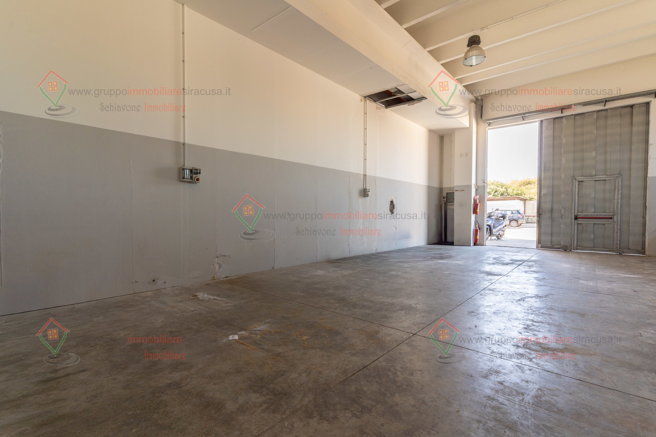 Capannone in affitto, Siracusa targia