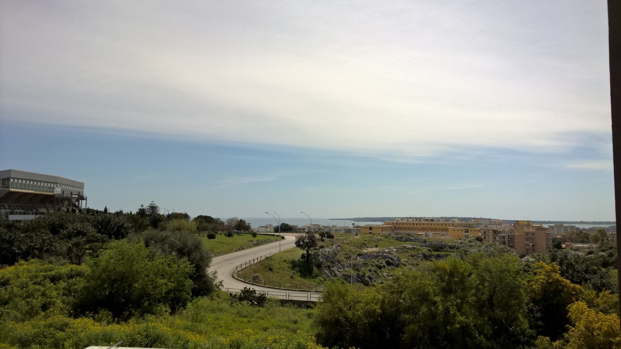 Bilocale nuovo, Siracusa tisia tica zecchino