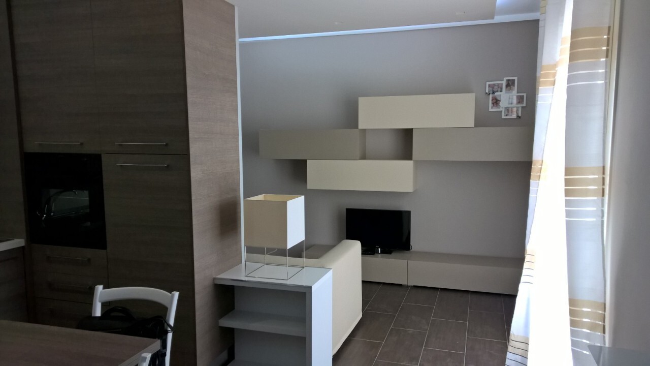 Bilocale nuovo, Siracusa tisia tica zecchino