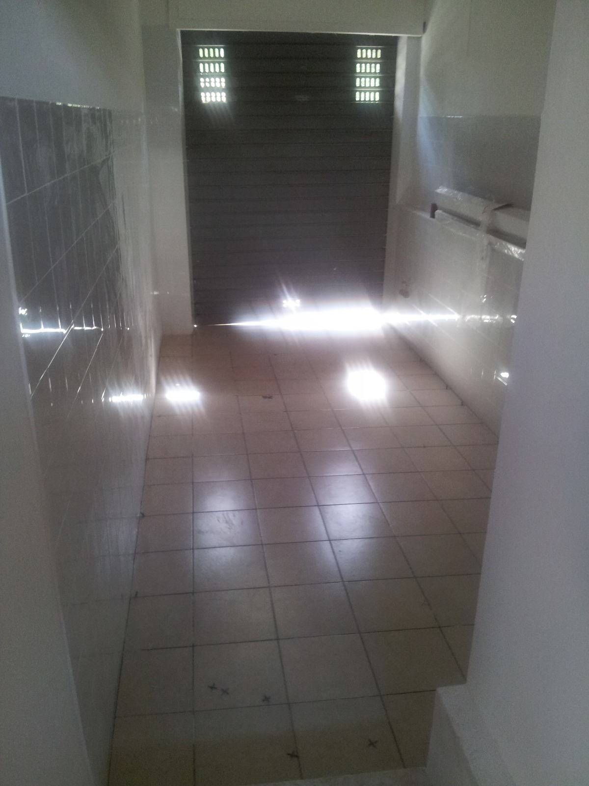 Locale commerciale ristrutturata, Siracusa tisia tica zecchino