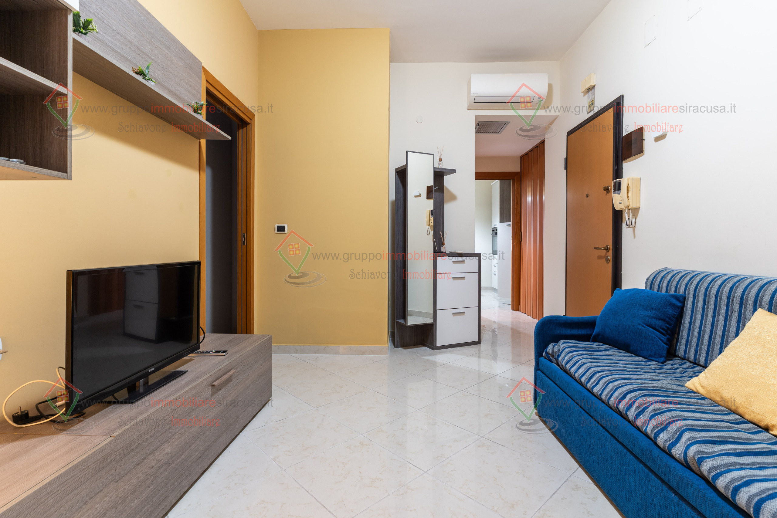 Bilocale nuovo, Siracusa tisia tica zecchino