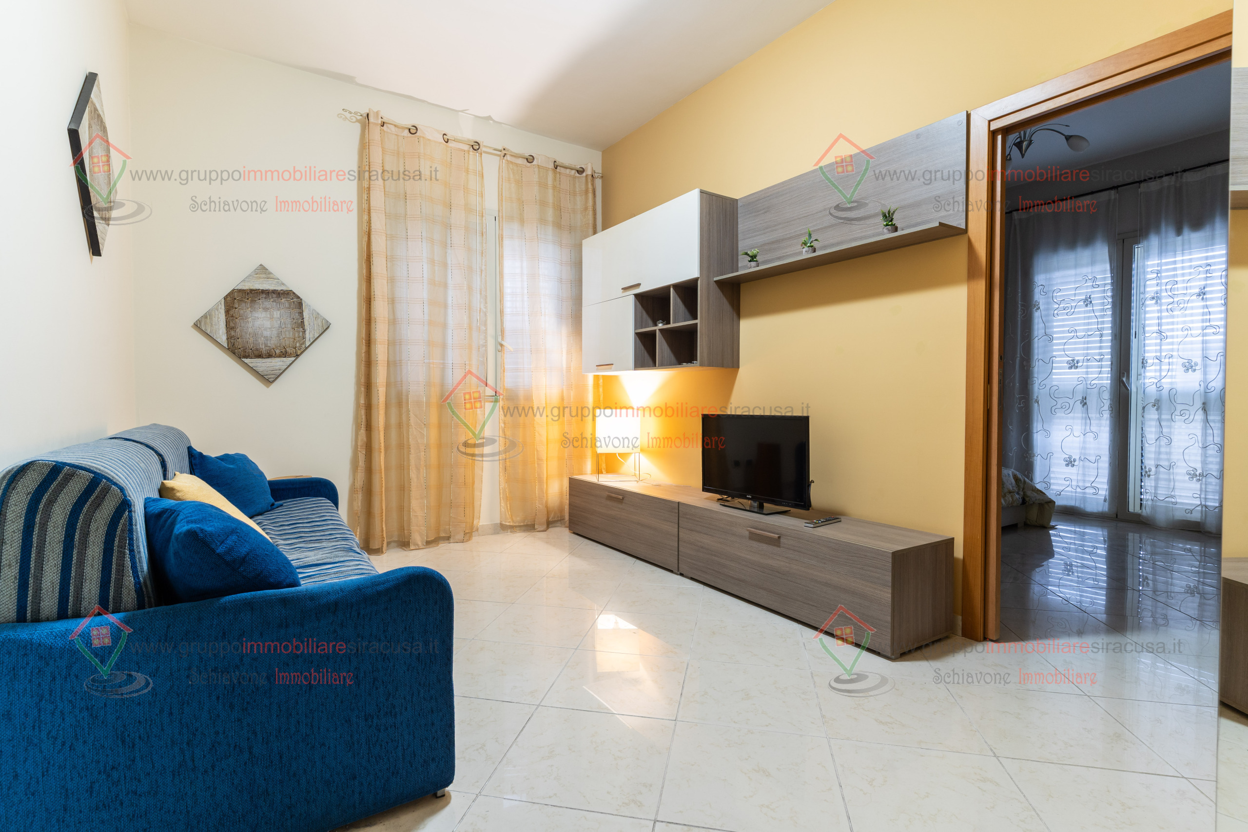 Bilocale nuovo, Siracusa tisia tica zecchino