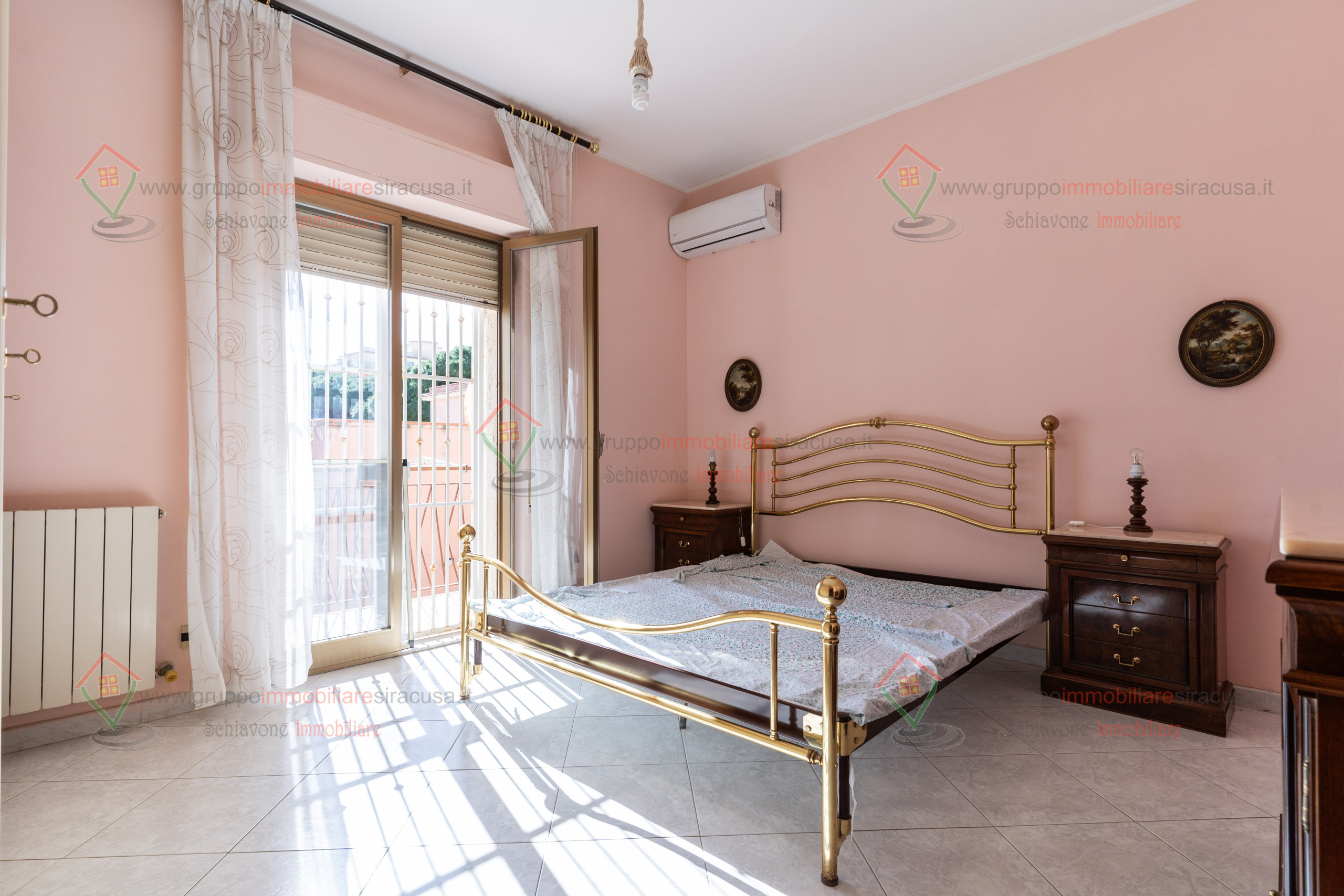 Trilocale da ristrutturare, Siracusa tisia tica zecchino