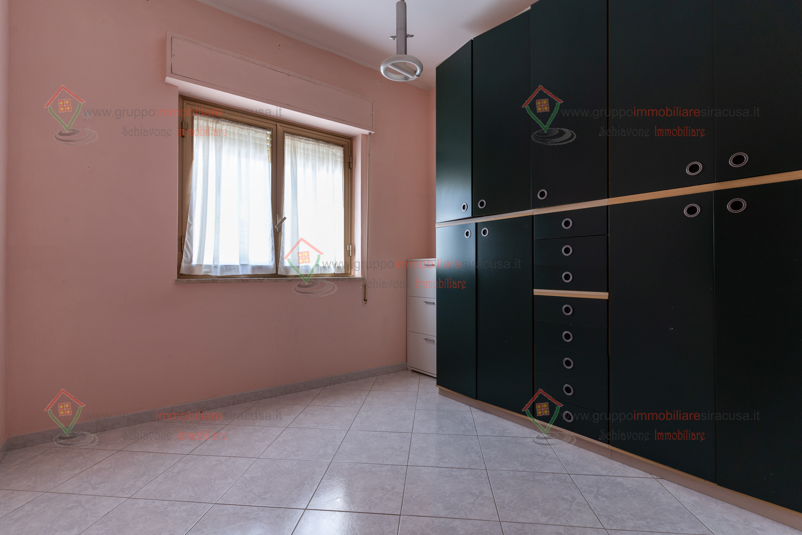 Trilocale da ristrutturare, Siracusa tisia tica zecchino