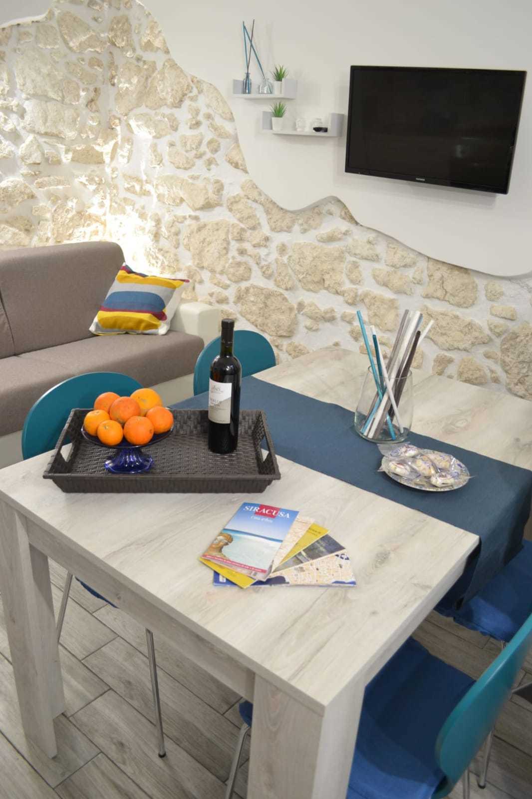 Bilocale ristrutturato, Siracusa borgata riviera stazione