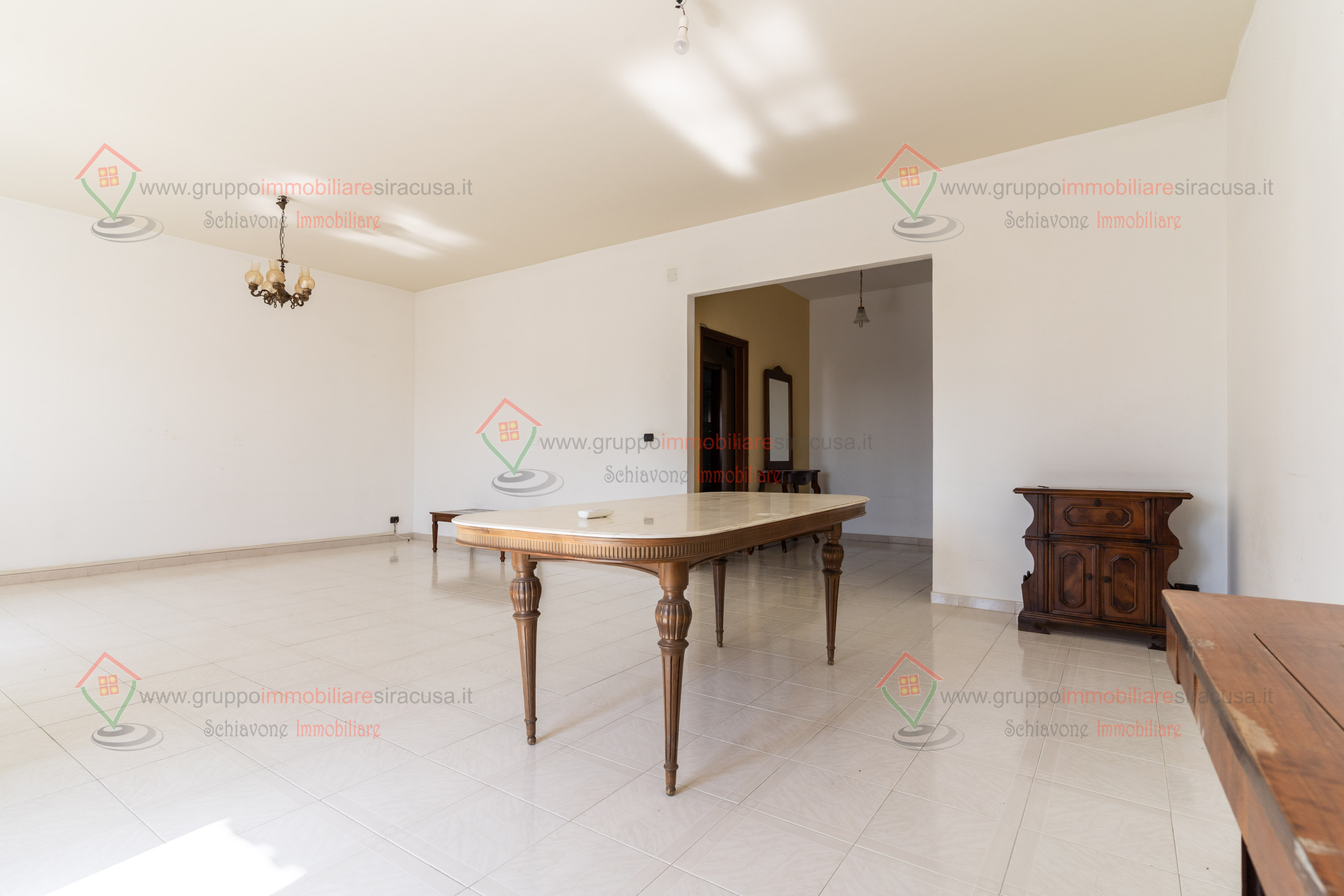 Quadrilocale in vendita, Siracusa pizzuta scala greca