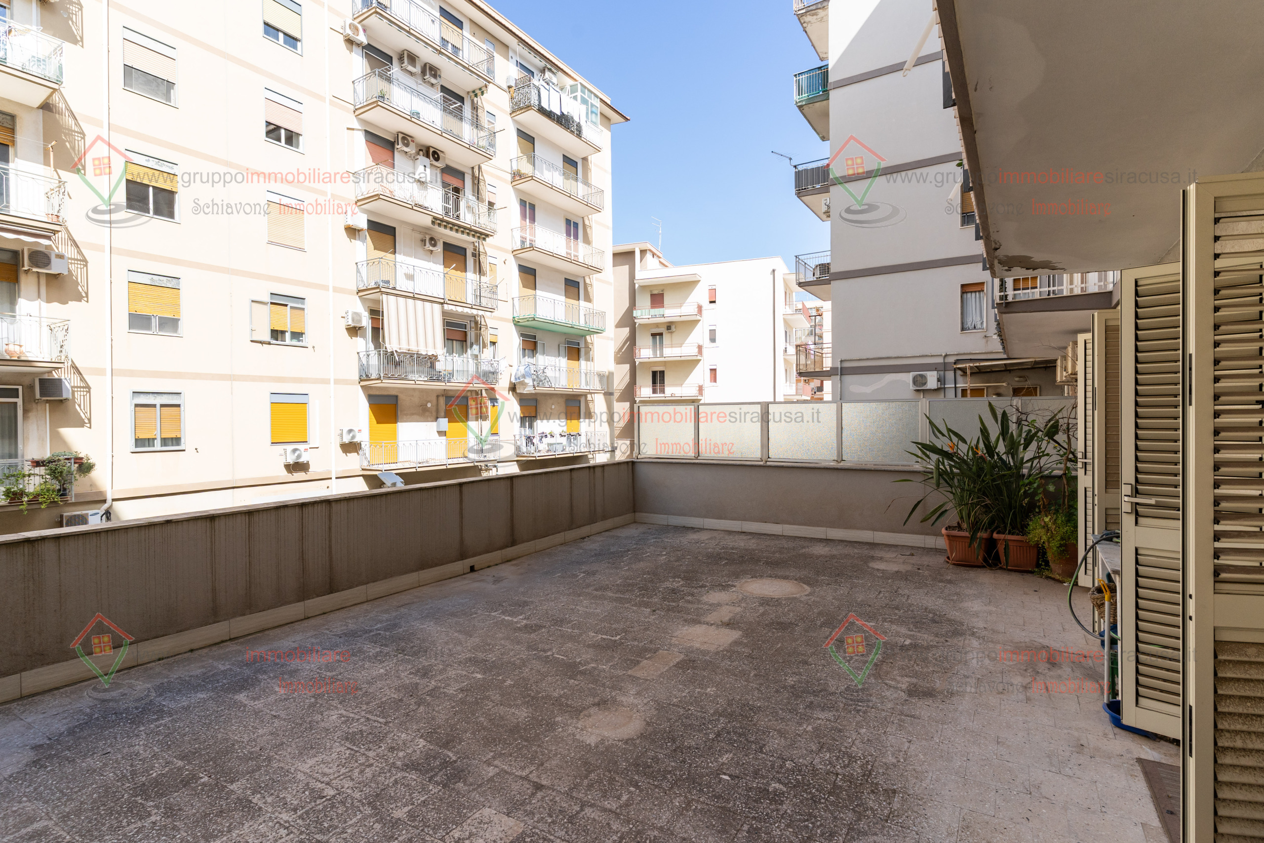 Appartamento ristrutturato, Siracusa pizzuta scala greca