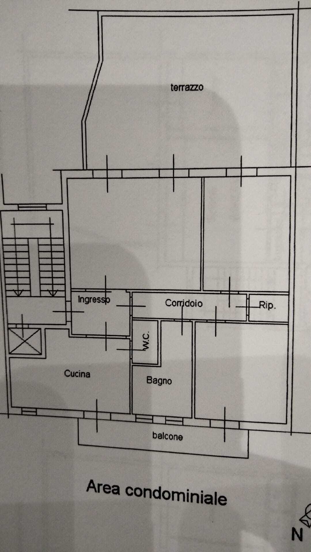 Appartamento ristrutturato, Siracusa pizzuta scala greca