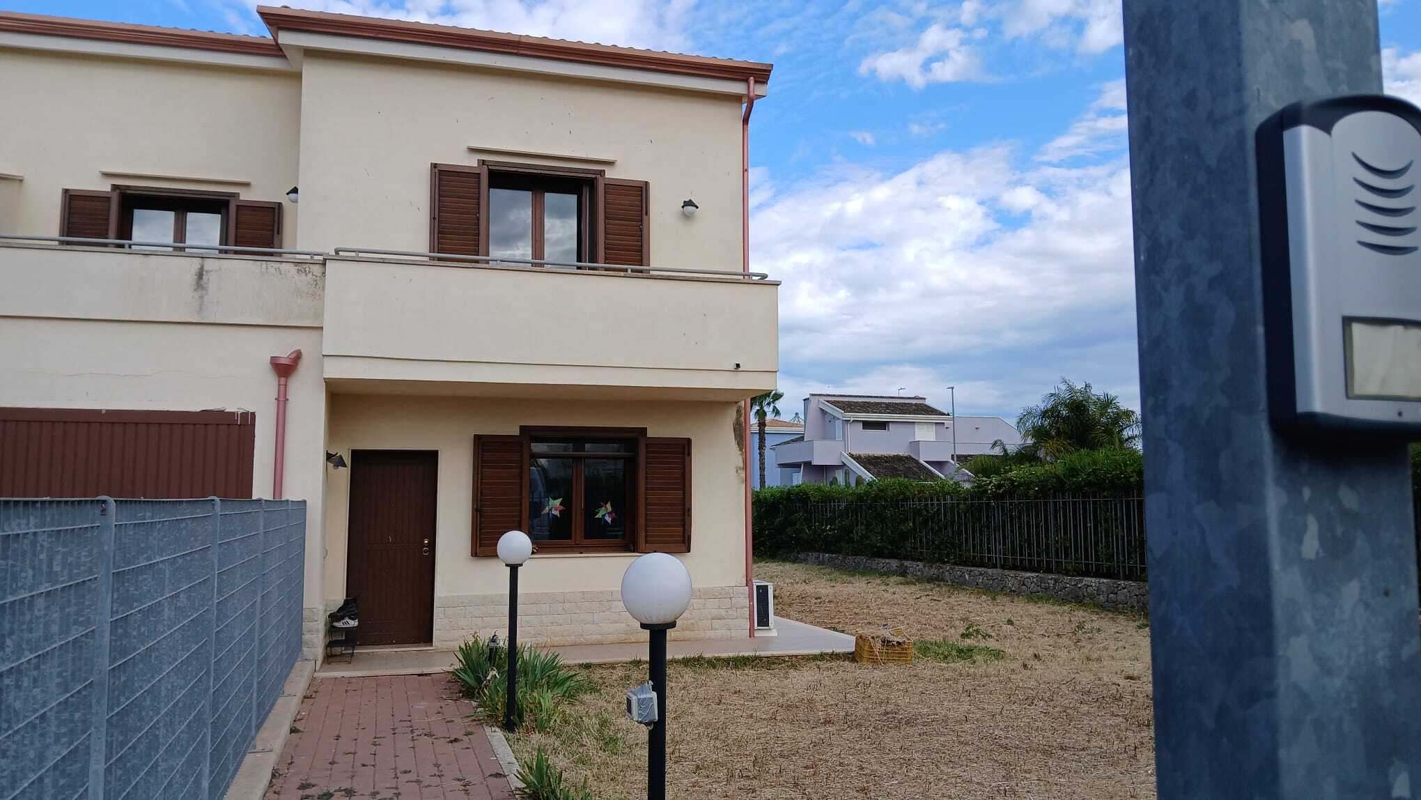 Casa indipendente con giardino, Siracusa isola sacramento