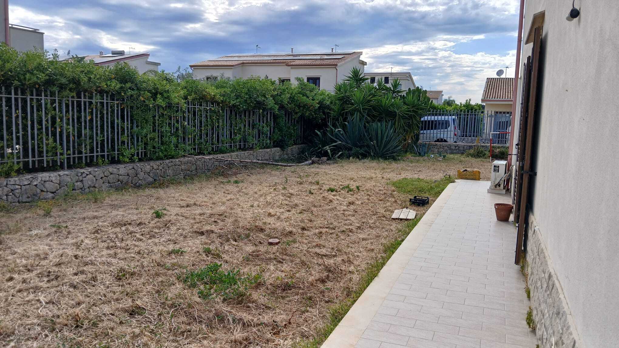 Casa indipendente con giardino, Siracusa isola sacramento