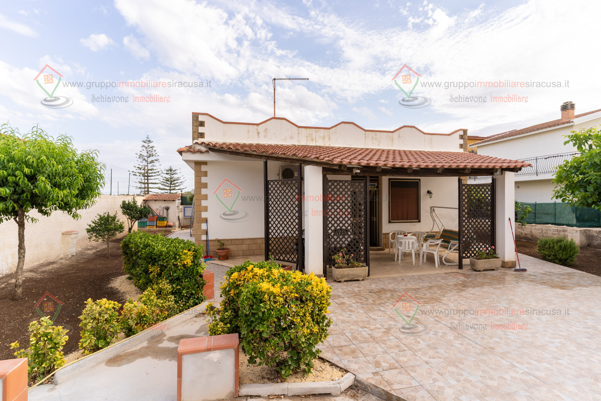 Casa indipendente con giardino, Siracusa arenella-plemmirio