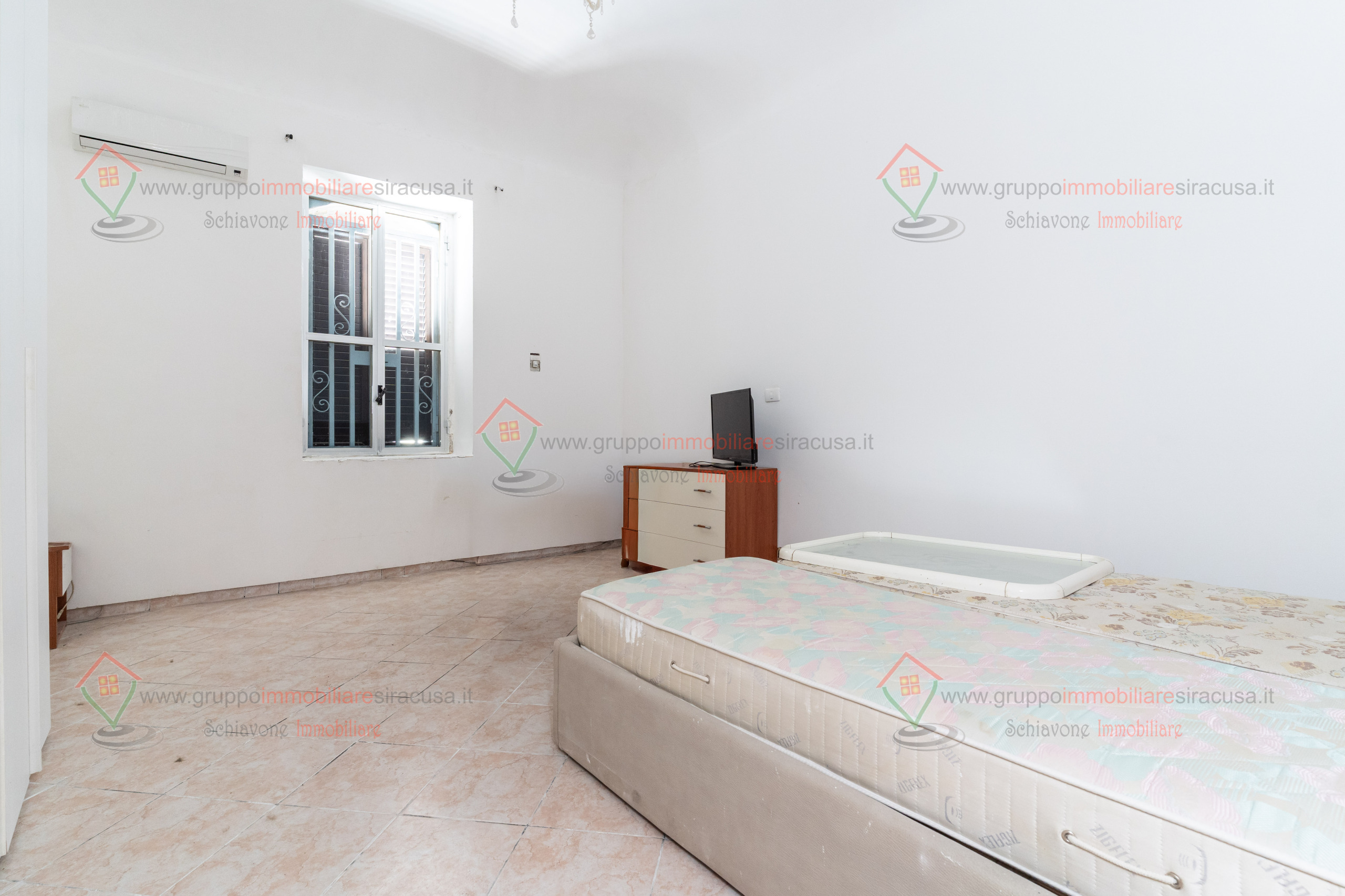 Casa indipendente da ristrutturare, Siracusa borgata riviera stazione