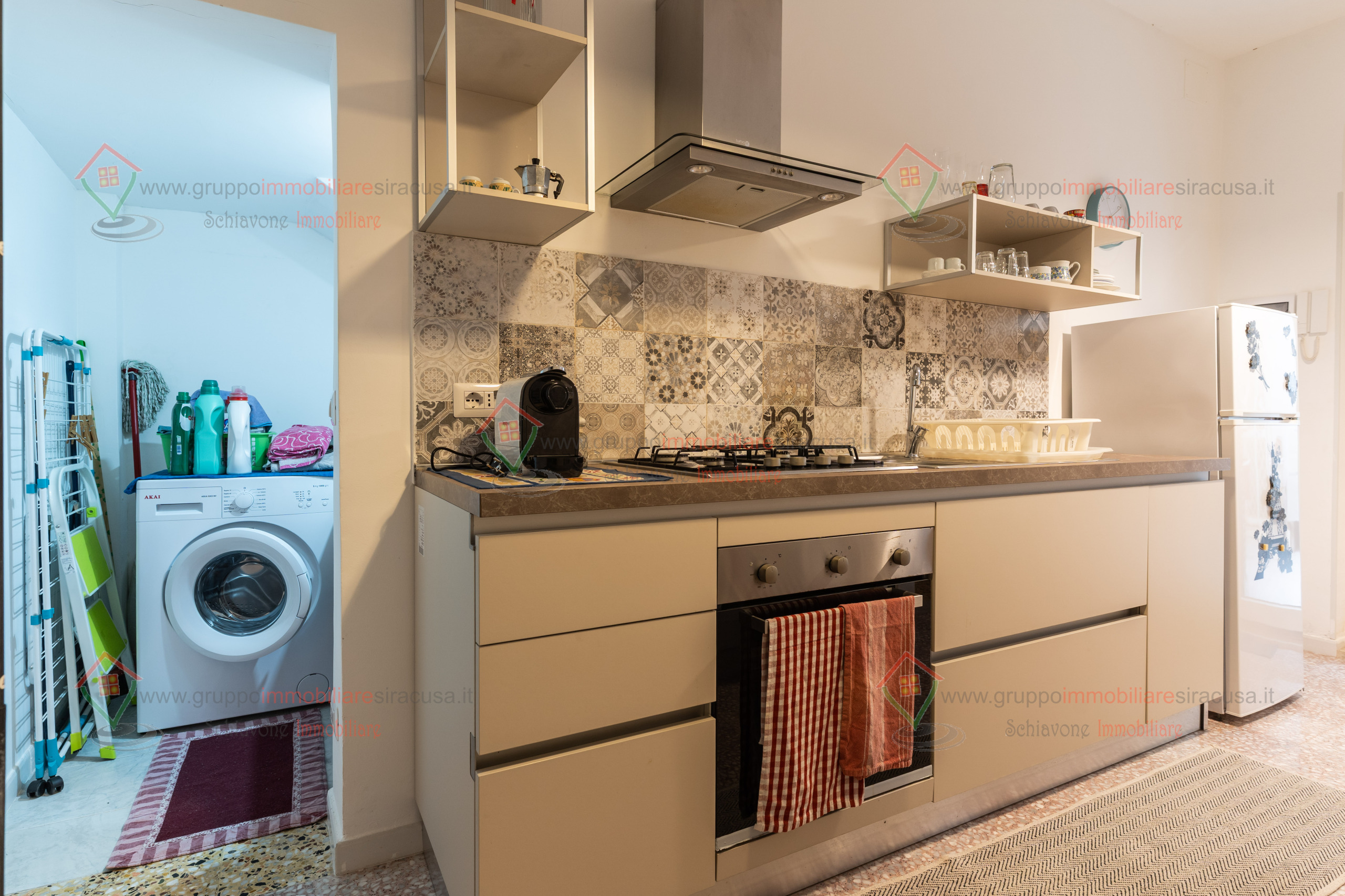 Monolocale con terrazzo, Siracusa adda gelone timoleonte
