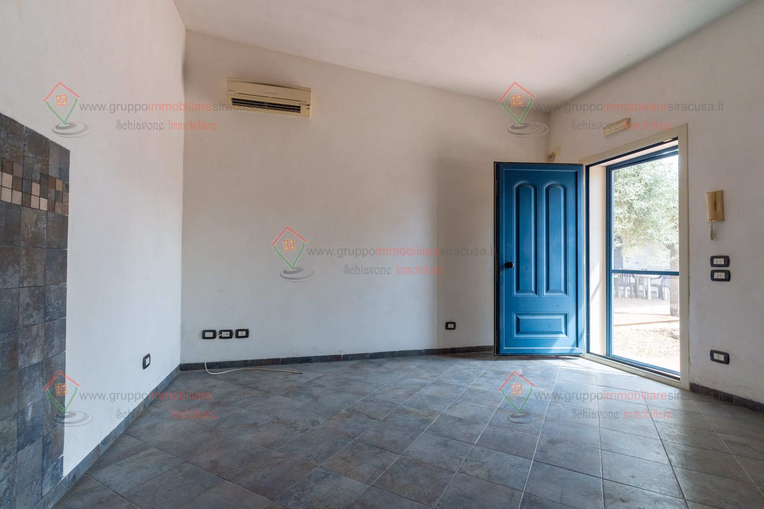 Casa indipendente con giardino, Siracusa tivoli