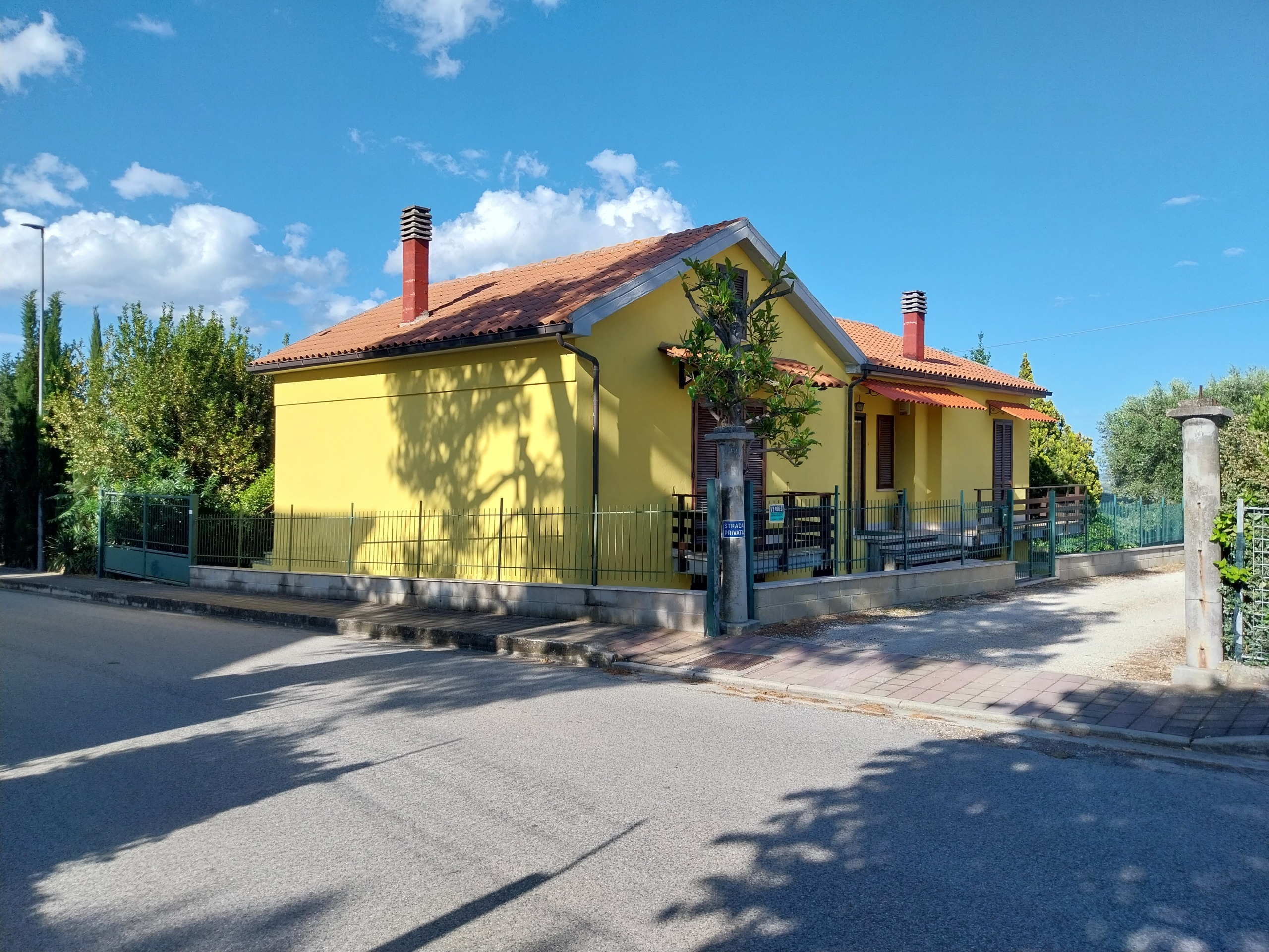 Casa indipendente vista mare a Castorano