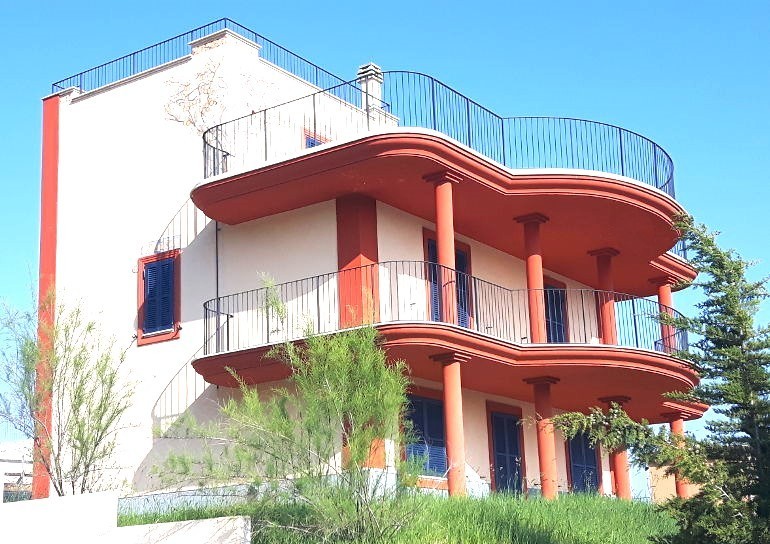 Casa indipendente con giardino a Offida