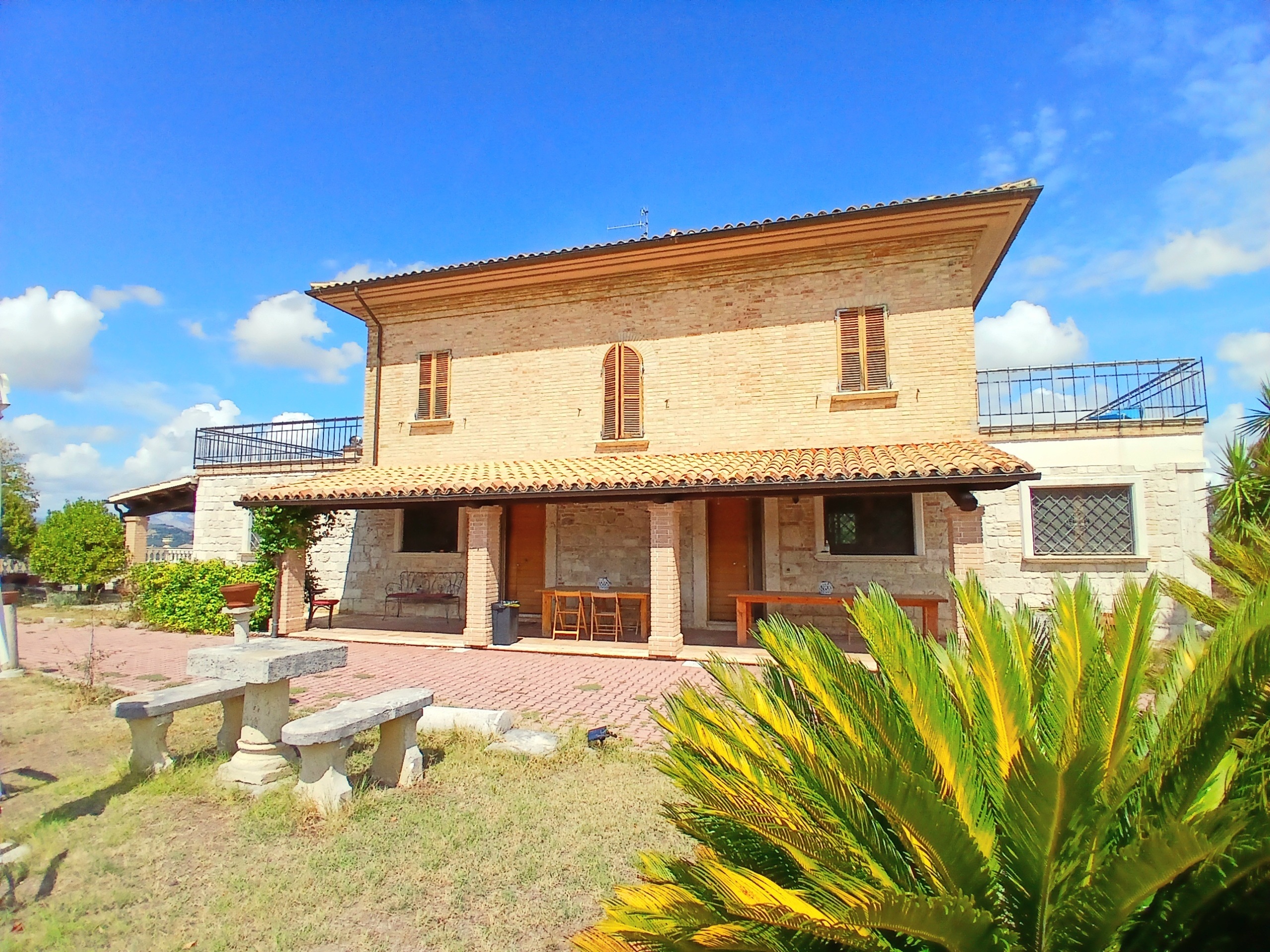 Casa indipendente con giardino a Ancarano