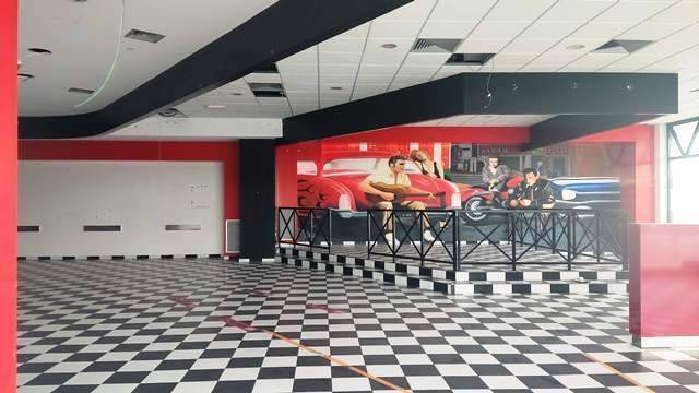 Locale commerciale da ristrutturare in via einaudi, Civitanova Marche