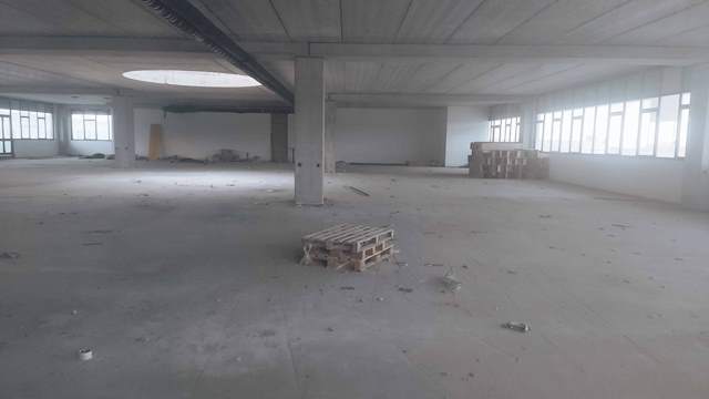 Capannone nuova in via luigi einudi, Civitanova Marche