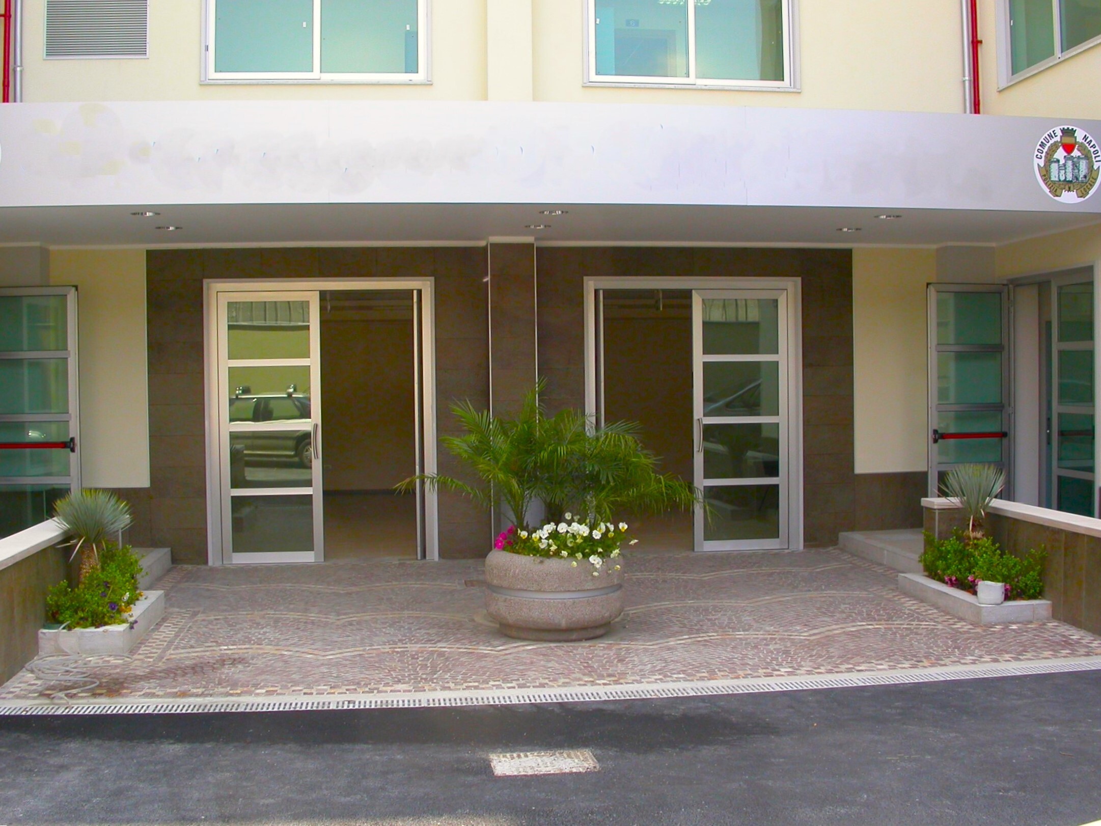 Stabile/Palazzo con terrazzo a Napoli