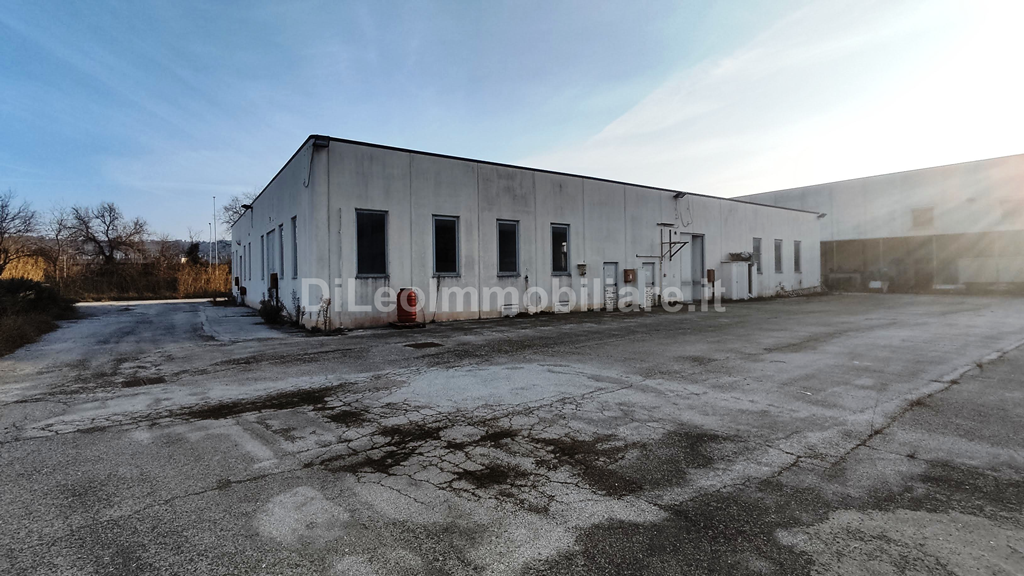 Capannone da ristrutturare a Ascoli Piceno