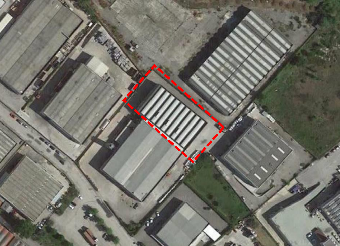 Capannone da ristrutturare in via dell'industria 5-7, Castelplanio