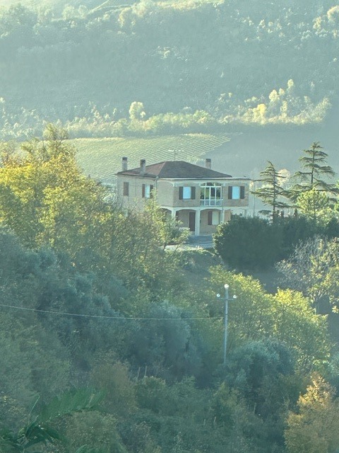 Casa indipendente con giardino a Carassai